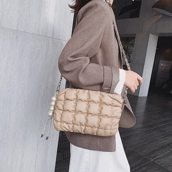 

pearl women handbag 2019 Autumn New Small quilted crossbody bag Fashion Brand plaid Handle Simple Chain Shoulder Messenger Bag