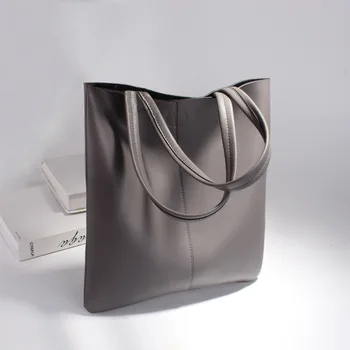 

2020 new shoulder bag female leather handbag female soft leather big bag simple wild student large capacity