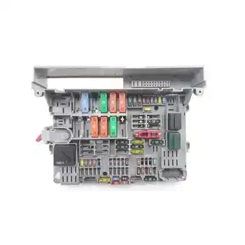 

690662106 BOX RELES/FUSES BMW 3 SERIES SALOON (E90)