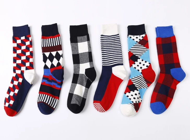 

1 pair Autumn Winter Retro Colour-bumping Lattice women socks cotton cartoon Male Socks happy socks funny socks 661
