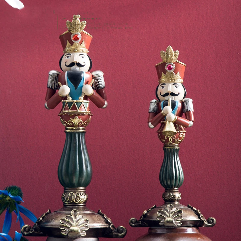 

Home Decoration Accessories Retro Nutcracker With Carved Bracket Base Figurine Living Room Ornament Objects Resin Sculpture Gift