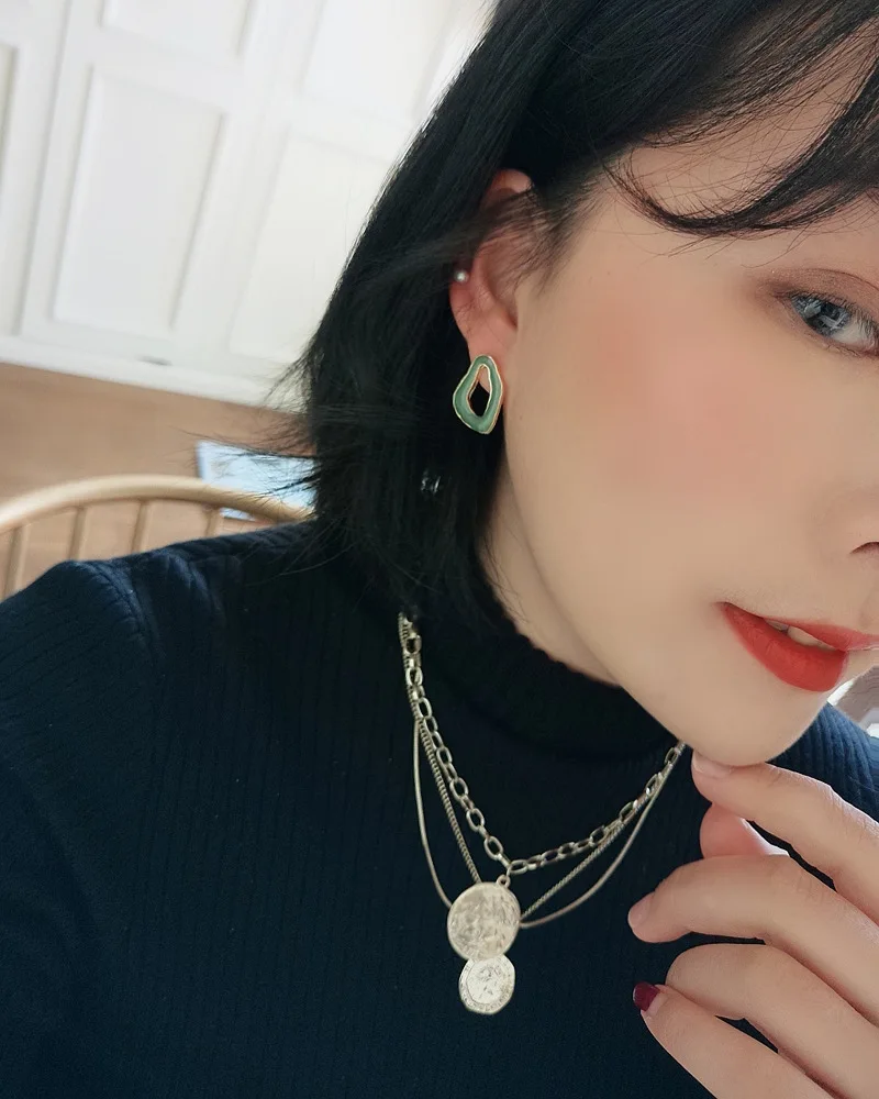 10585420492_1111449589