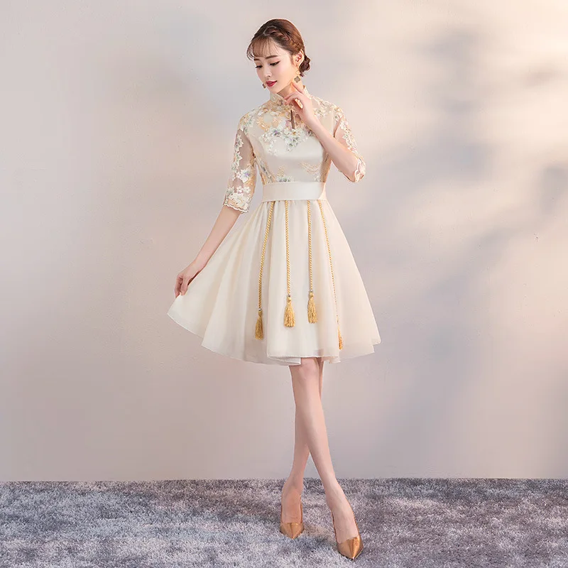 Изысканный кисточкой Для женщин Chongsam элегантные, цвета шампанского полной длины Qipao классические штаны с цветочным узором; платье на выпускной, Винтаж Кнопка Robe De Soiree