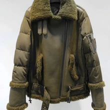 Распродажа, зимняя женская модная байкерская куртка из овечьего меха и белого утиного пуха