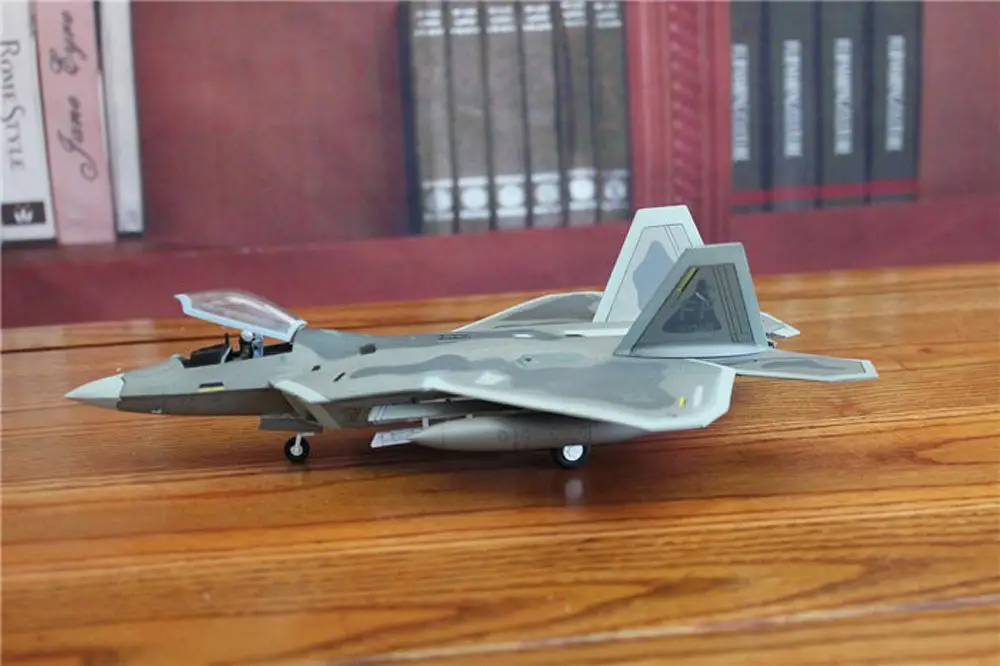 U.S. F-22 RAPTOR 1/72 литая модель самолета FOV