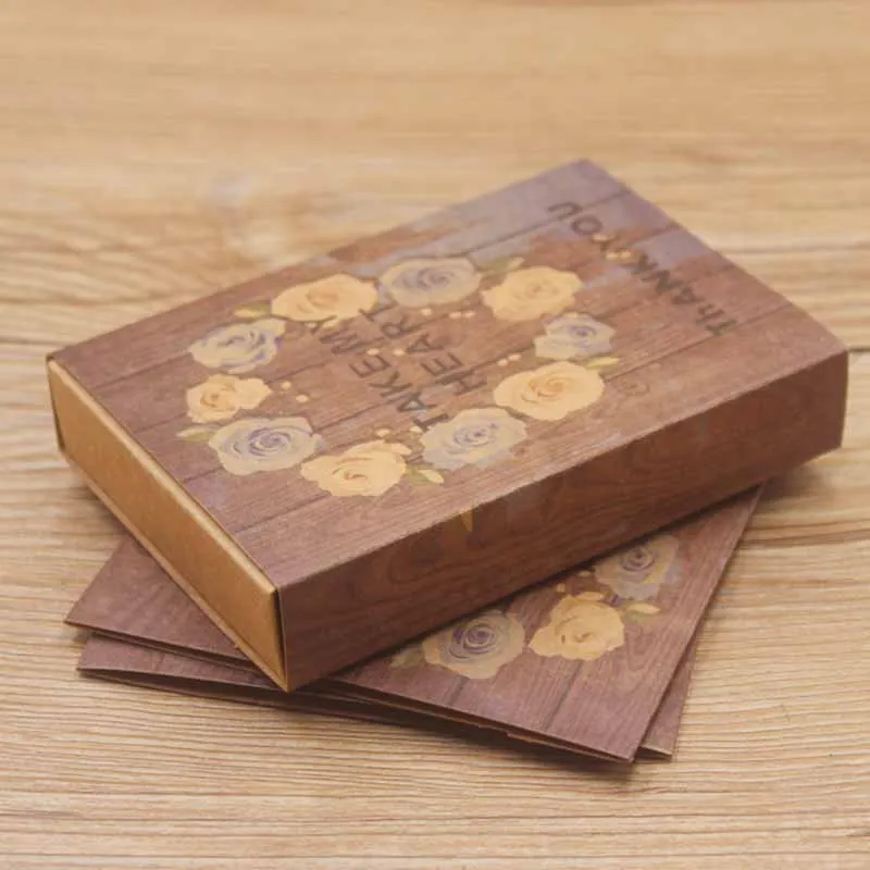

2019 New style Jewelry display and carrying Kraft&paper box handmade DIY Feather pattern necklace&earring box 11.5cm*8cm*2cm
