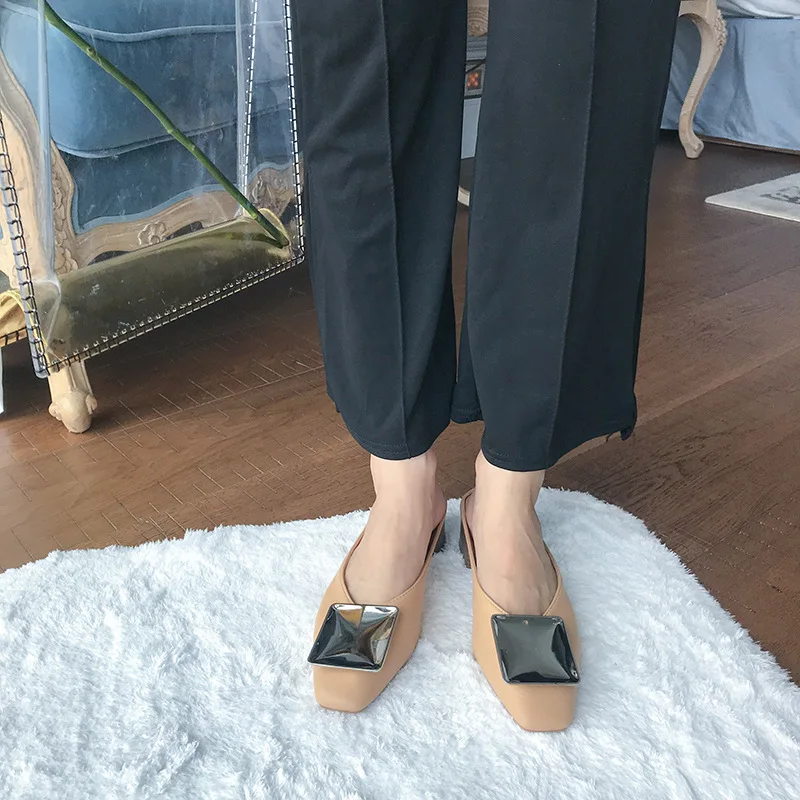 

Shoes Women Square Toe Low Designer Slides Shallow Women's Slippers 2019 Soft Luxury New PU Rubber Rome Hoof Heels Basic
