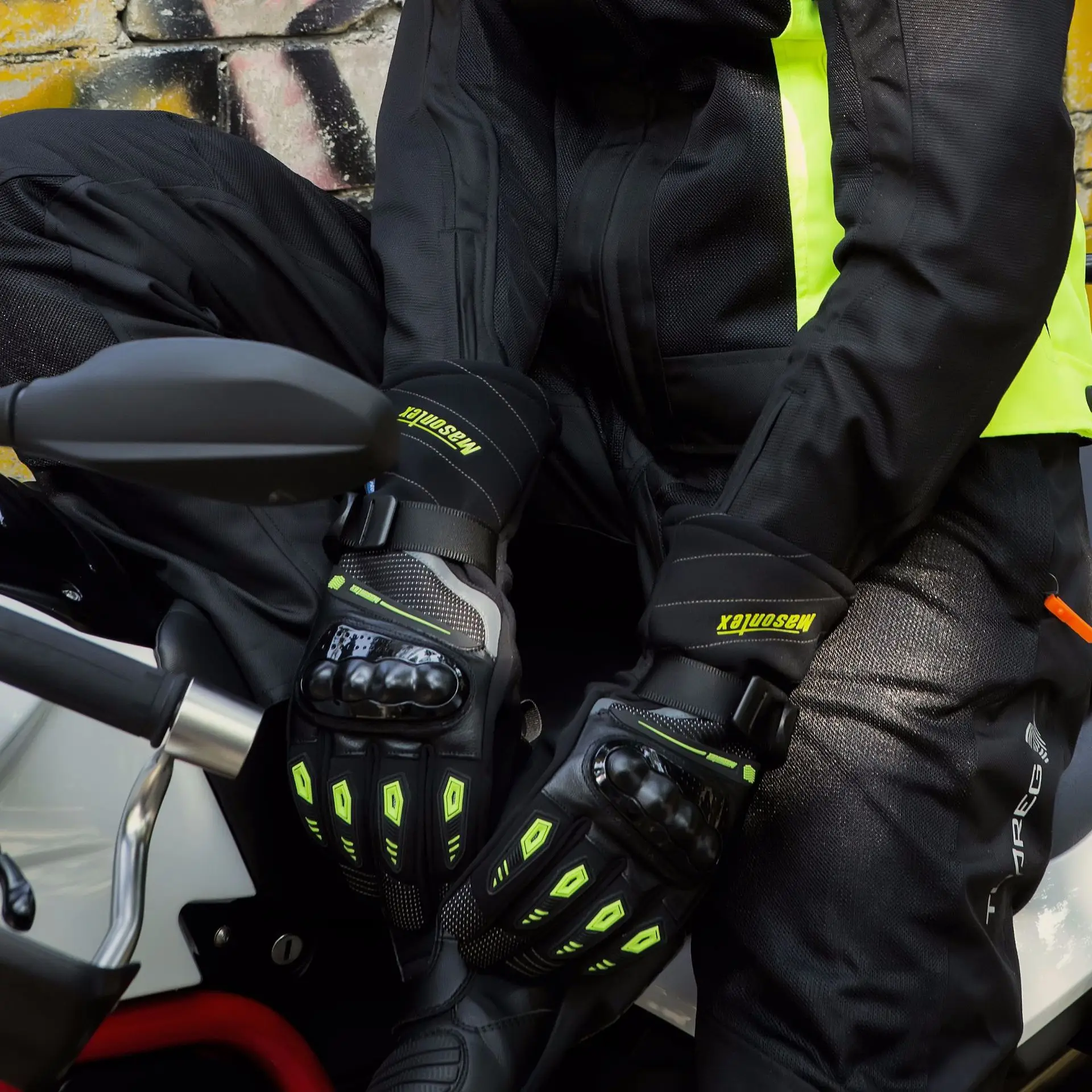 Masontex Winter Gloves Motorcycle Men Waterproof Touch Screen Moto Gloves Motocross Off-Road Gloves Motorbike Full Finger Gloves