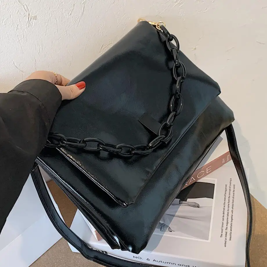 Solid color Large Chain Tote bag 2020 New High quality PU Leather Women's Designer Handbag High capacity Shoulder Messenger Bag