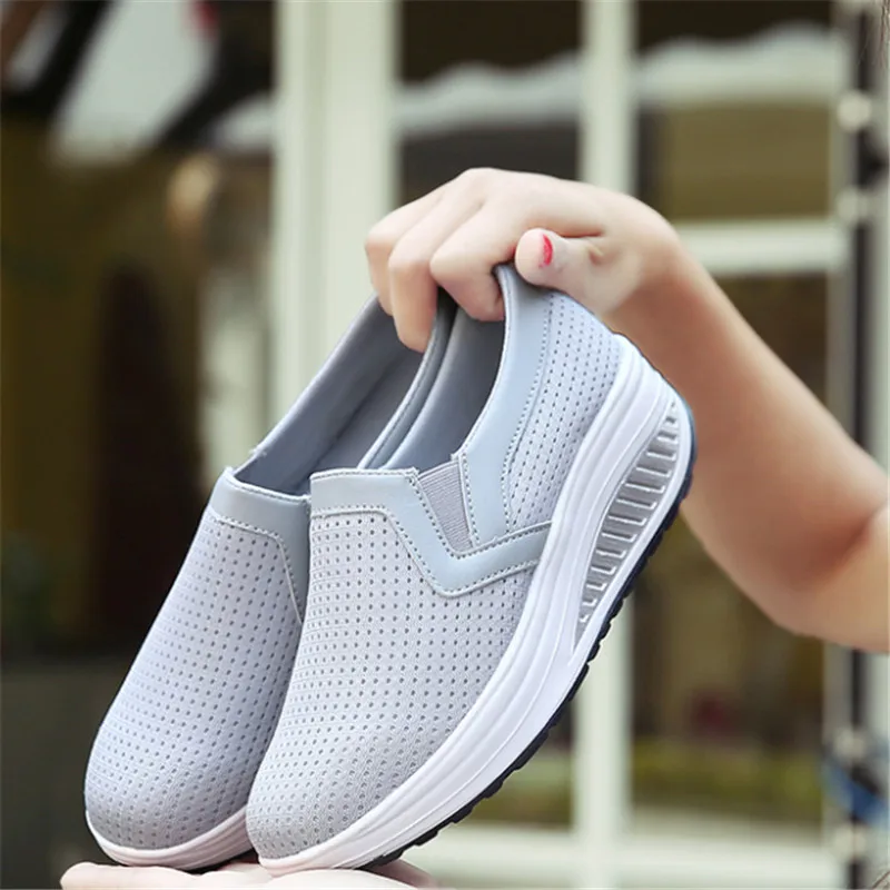 Дышащая обувь на платформе для бега; кроссовки на танкетке; zapatos de mujer; Легкие кроссовки; Женские спортивные туфли; женская обувь; chaussure femme