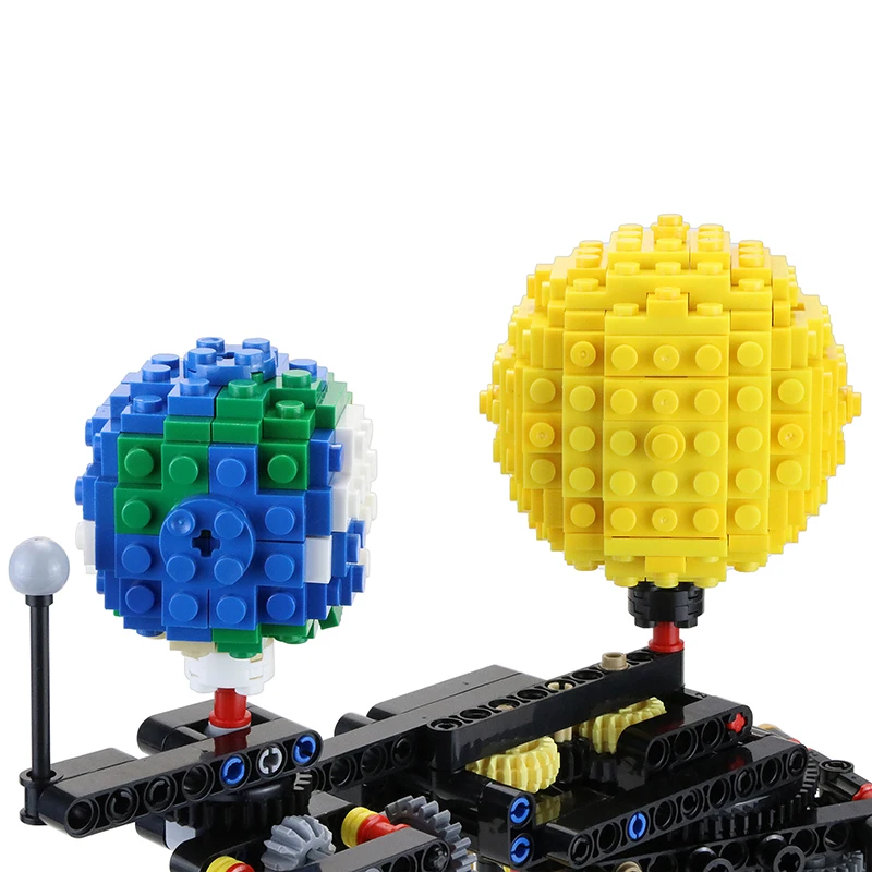 Строительные блоки маленького размера идущие MOC 4477 земля Луна и солнце