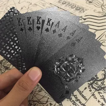 

Fashion Gold Foil Poker Novelty Collection Waterproof PVC Plastic Playing Cards Set Solid Color Black Board Game Toiletry Kits