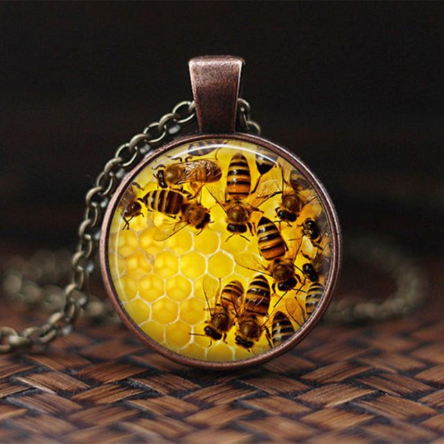 Running Rabbit Dome Glass Pendant Necklace Bunny Choker Necklace for Women Girls Animal Trendy Delicate Charm Gift Jewelry