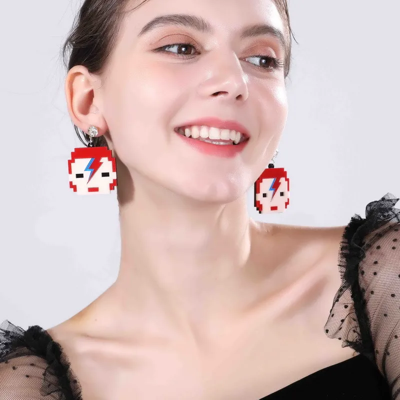 

Lovely Girl Face Pattern Drop Earrings For Women Zinc Alloy Simple Designed Korean Statement Accessories Dangle Earring