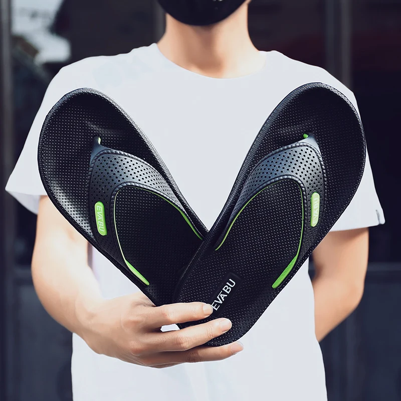 

New Summer Men Slipper Black Flip Flops Mens Flats Open Toe Beach Men Slipper Outdoor Massage Casual Male Shoes masculino Hembre