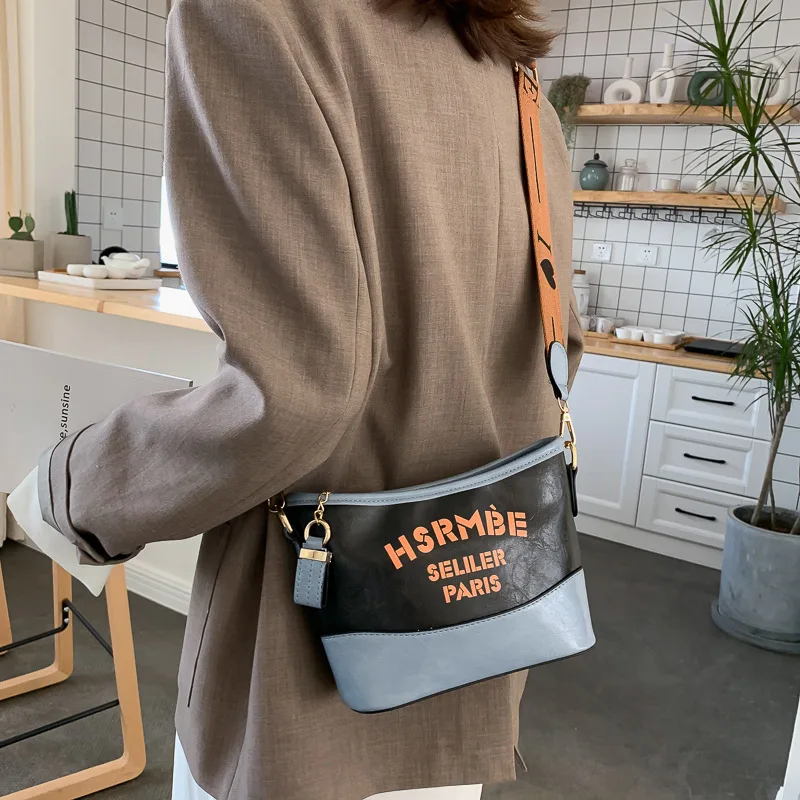 

Girl'S Small Bag 2019 Korean-style Trendy Letters Contrast Color Joint Hobo Bag Broadband Crossbody Bag Women's