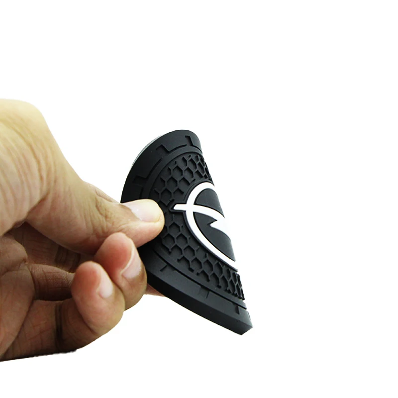 1pcs Car Non-slip pad Cup Holder Mat Badge Coaster For Mercedes Benz W124 AMG W220 W205 W201 A B C E S Class GLA CLK Auto Goods