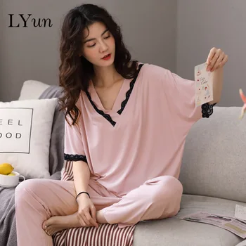 

LYun Modal pajamas ladies short-sleeved trousers pajamas suit solid color elegant thin section half-sleeved home service