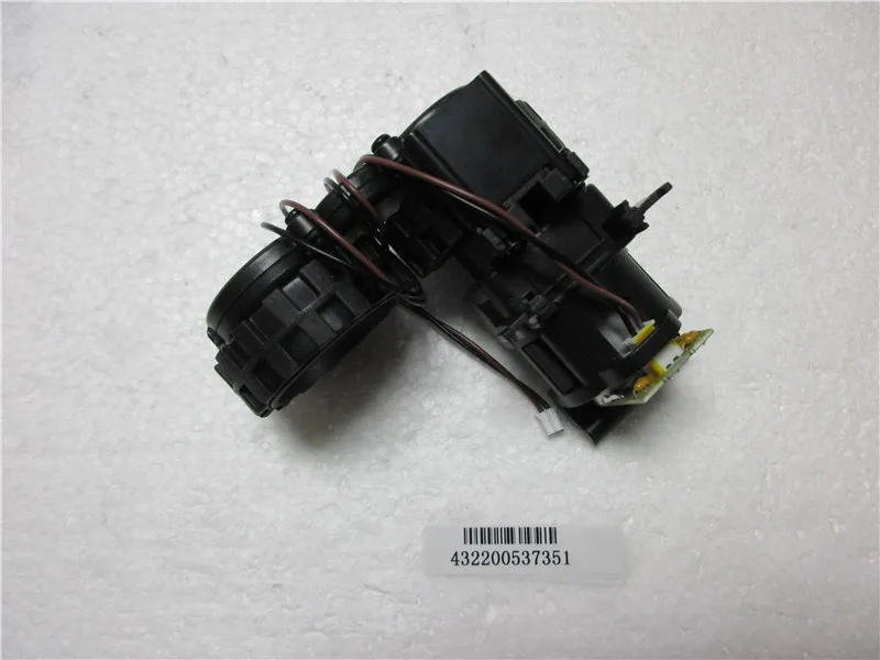 Пылесос правый левый колесный двигатель для philips FC8778 FC8772 FC8776 FC8774 FC8972 Запчасти для пылесоса колеса в сборе двигателя