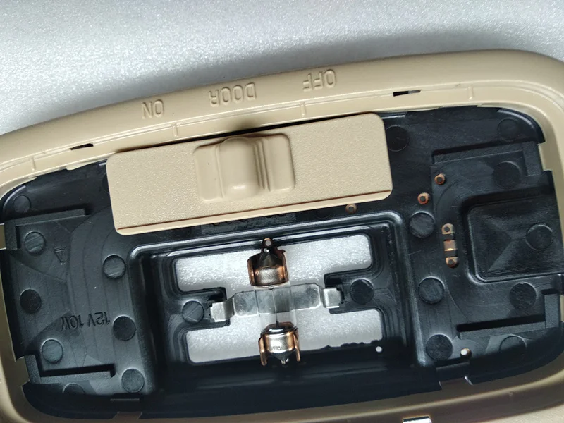 Комнатный фонарь в сборе для HYUNDAI Accent 2006 задний потолочный светильник, свет для чтения, карта света, переключатель потолочного освещения 928001E000