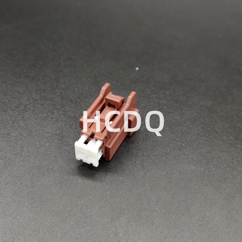The original NS02FBR-CS automobile connector plug shell and connector are supplied from stock