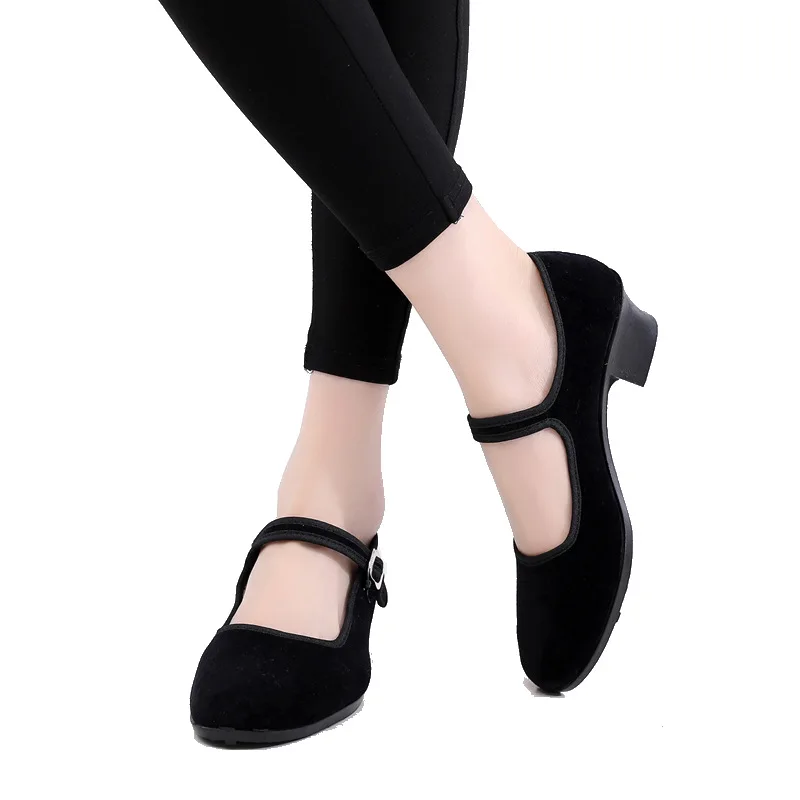 Dance Shoes Woman Ladies Modern Soft Outsole Jazz Sneakers Breathable Lightweight Female National Dancing Fitness Sport Black 6