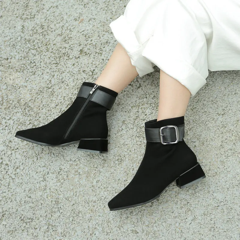 Брендовые ботильоны на квадратном каблуке; сезон осень-зима; Теплая обувь из коровьей кожи для вечеринок; женские ботинки «Челси»; размеры 41, 42, 43