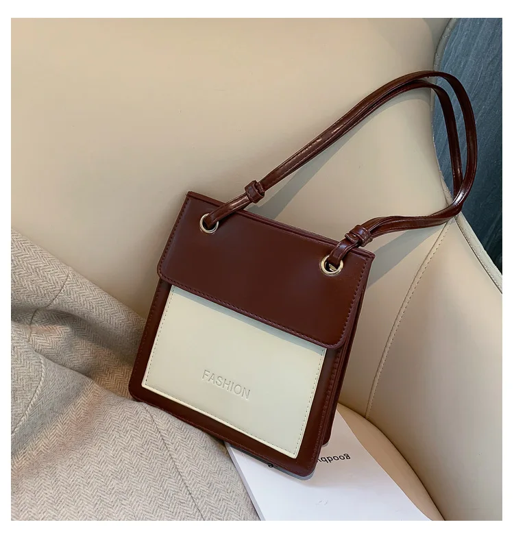 12021589028_1106892188