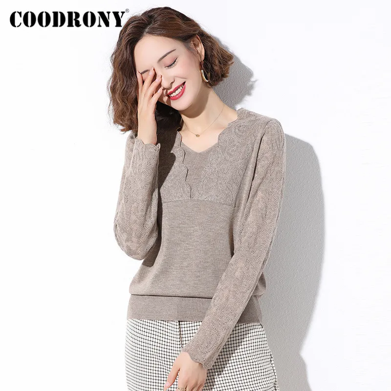 COODRONY Brand Sweater 2020 Autumn Winter Streetwear Fashion Pullover Women Knitted Casual Slim V-Neck Jumpers Female W1061