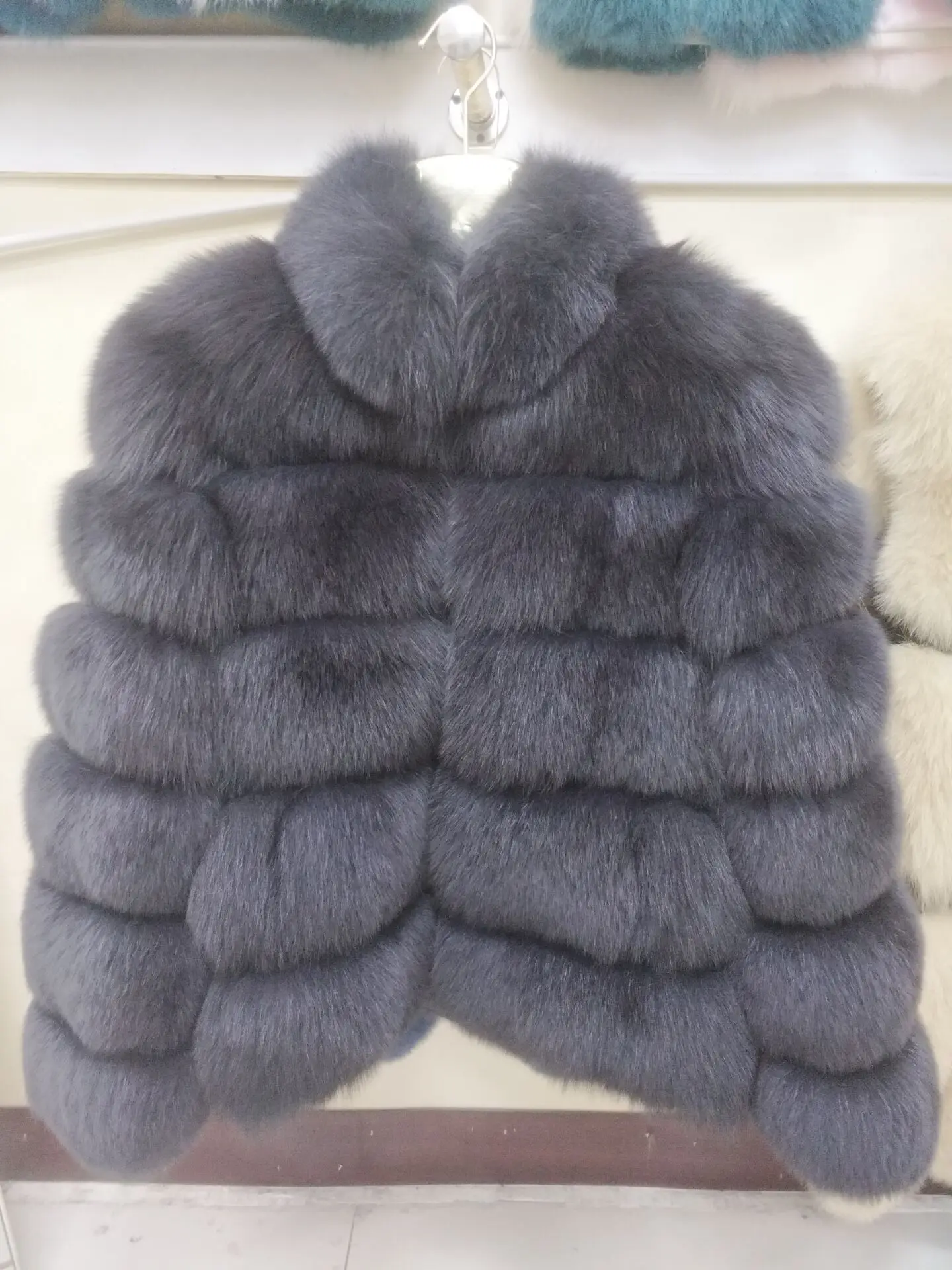 Dark gray Шуба из натурального Лисьего меха, короткая куртка из натурального Лисьего меха, зимняя модная теплая Повседневная Европейская женская уличная стильная куртка - Цвет: Dark gray