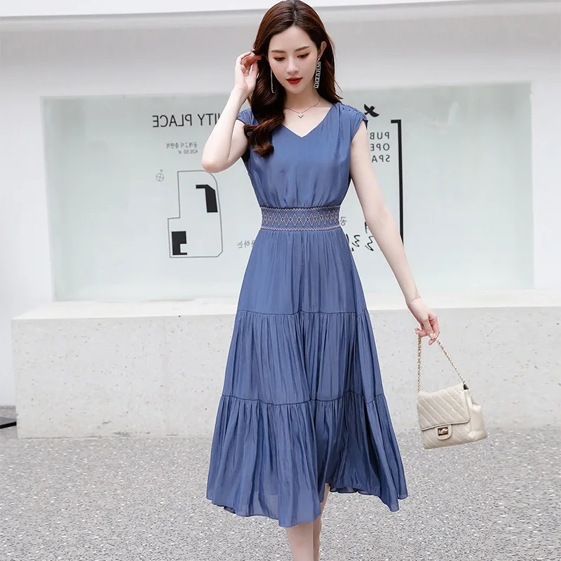 

2019 summer new dress temperament Slim thin high waist popular women's V-neck chiffon dress tide female white-collar robes