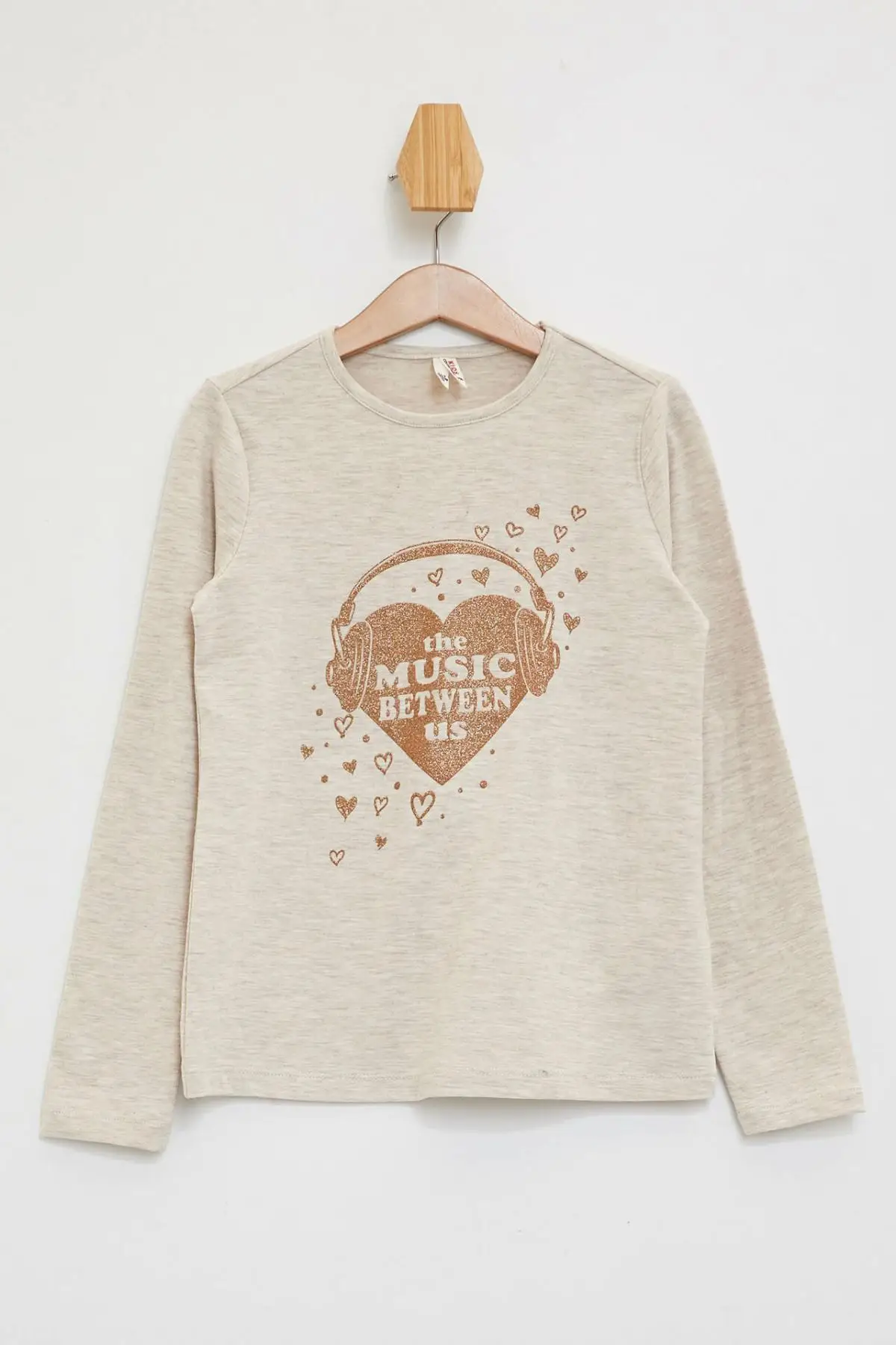 

DeFacto Girl Long Sleeve Body-L1759A619AU