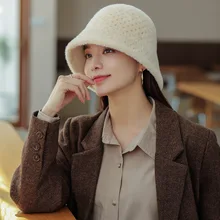 

Ms 2022 Season Imitated Mink Mao Chun Color Embroidery Fisherman Hat Outdoor Cycling Warm Bucket Hat Fashion Tide Luxury Cashmer