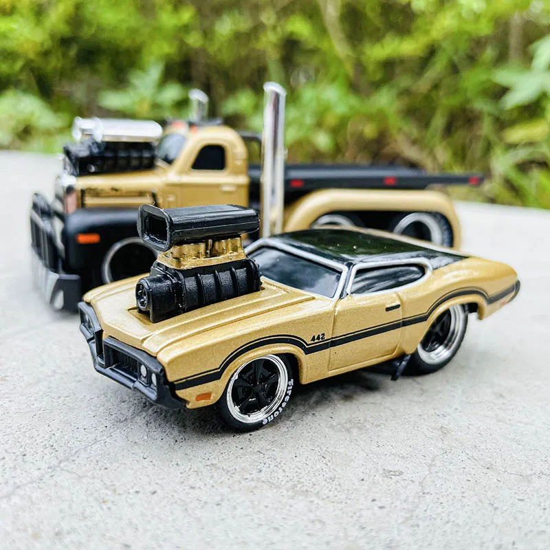 Maisto 1:64 Chevrolet Ford transport truck combination pallet truck static  alloy car model children's toy collection