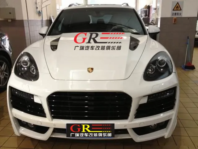 

2011-2014 HM-EVO Style Wide Body Kits for Porsche Cayenne 958