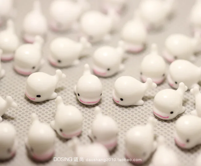 

Miniature Simulation Animal Model Cute Whale Collectible Figurine Pet Aquarium Dolphin Action Figures Toys Kids Doll Home Decor
