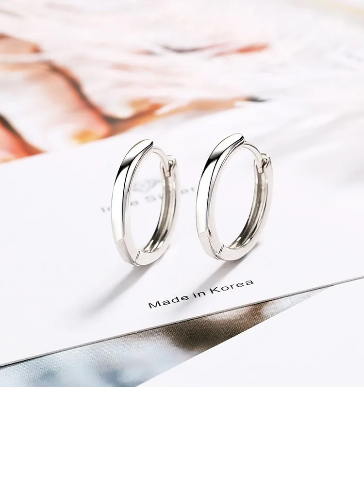 Сеть красный простой индивидуальность Темперамент Модный тренд дикие двухцветные круглые женские модели 925 стерлингового серебра сережки YE015