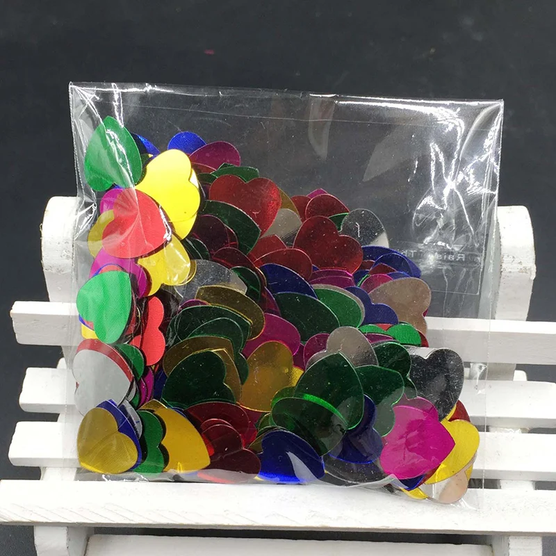 300pcs/lot 1.5cm New Plastic Heart Shape Confetti Wedding Confetti For Birthday Party Wedding Table Decoration Supplies