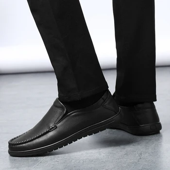 

fashion Shoes Trend British Men loafer Spring Autumn Genuine Leather Breathable slip on Flat Business Casual Shoes Men moccasins