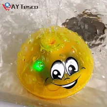 Jouet de bain avec jet d'eau et lumière rotative pour enfant en bas âge, idéal pour la piscine ou la douche