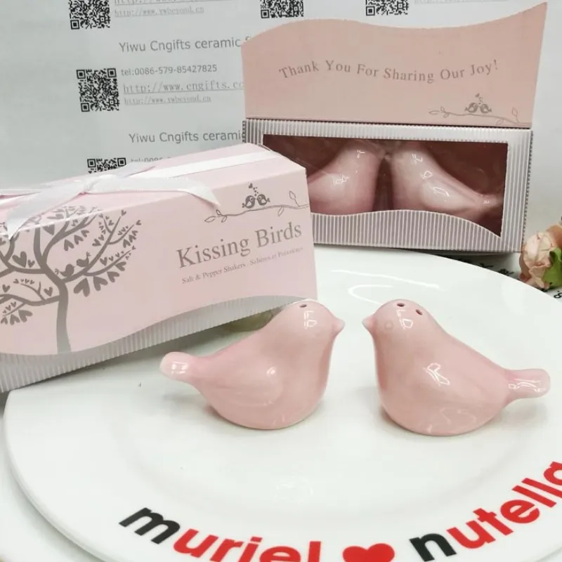8 компл./лот)+ "целующиеся птички" розовый керамический птица соль и перец шейкеры свадебные услуги, девичник раздача подарков на вечеринке