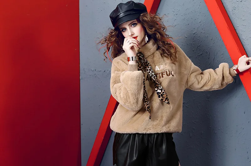 Winter Woman Pullovers Coat Rabbit Velvet New Imitation Rabbits Fur Embroidered Plus size Loose Thick Fleece Womans Coats