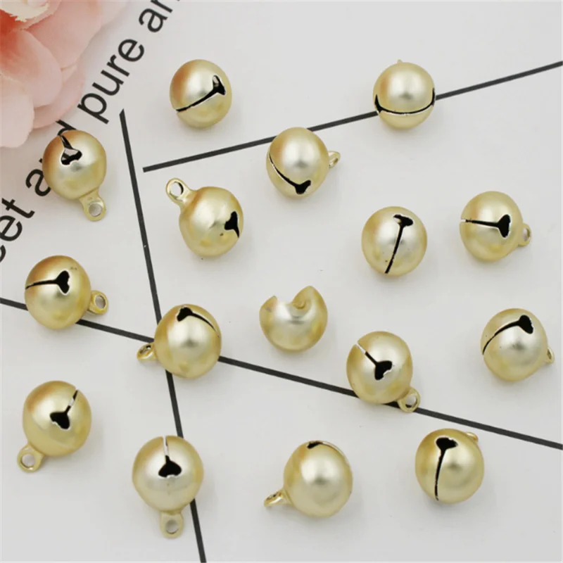Matte Gold 20 шт./компл. 10 Цвета с вакуумным напылением нитрида титана ремесло колокольчики 6 мм маленькие круглые колокольчики для фестиваля вечерние Xmas Tree Висячие украшения - Цвет: Matte Gold