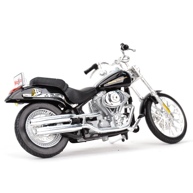 Maisto 1:18 Harley Davidson 2000 FXSTD Softail Deuce Die