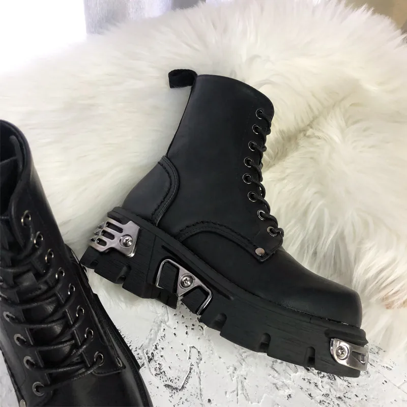 Botines estilo Punk para Mujer, Botas con plataforma de 6CM, altas, estilo  militar, decoración de Metal, color negro, Otoño e Invierno|Botas hasta el  tobillo| - AliExpress