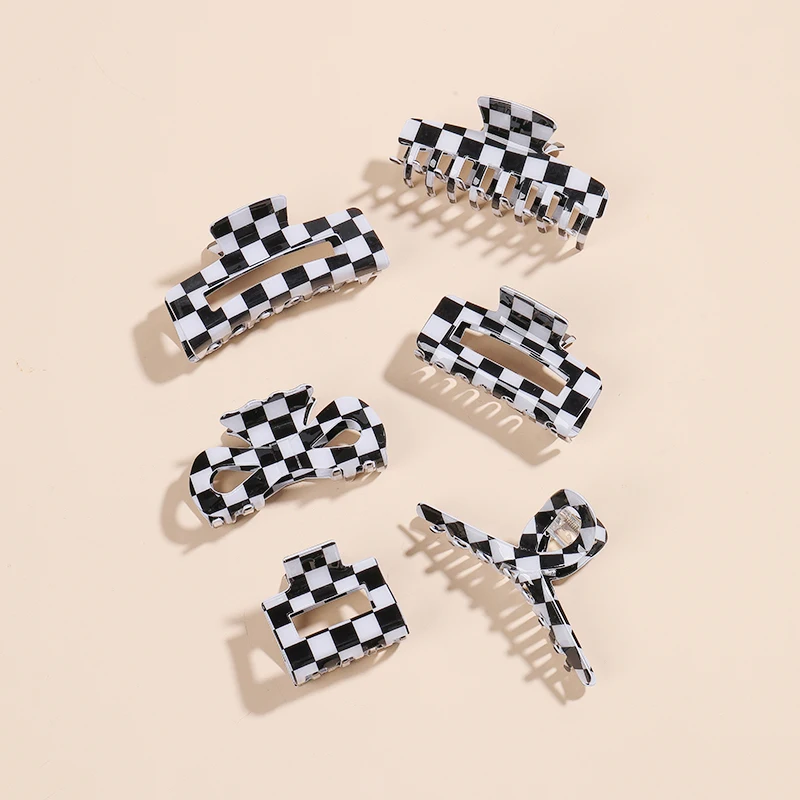 ClearanceSalePVCblackwhiteChessboardhairclawsclipsforwomen.jpg