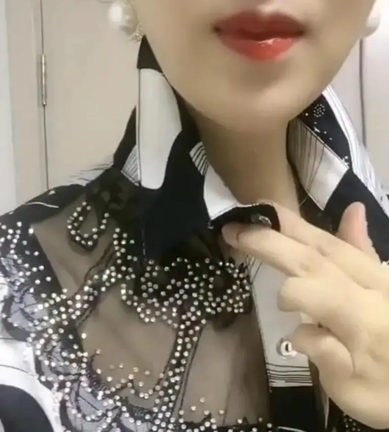 Long-sleeved Female Bottoming Shirts Women's Spring Autumn Foreign style Lace Stitching Ladies chiffon Shirt ins floral Top Coat - Image 5