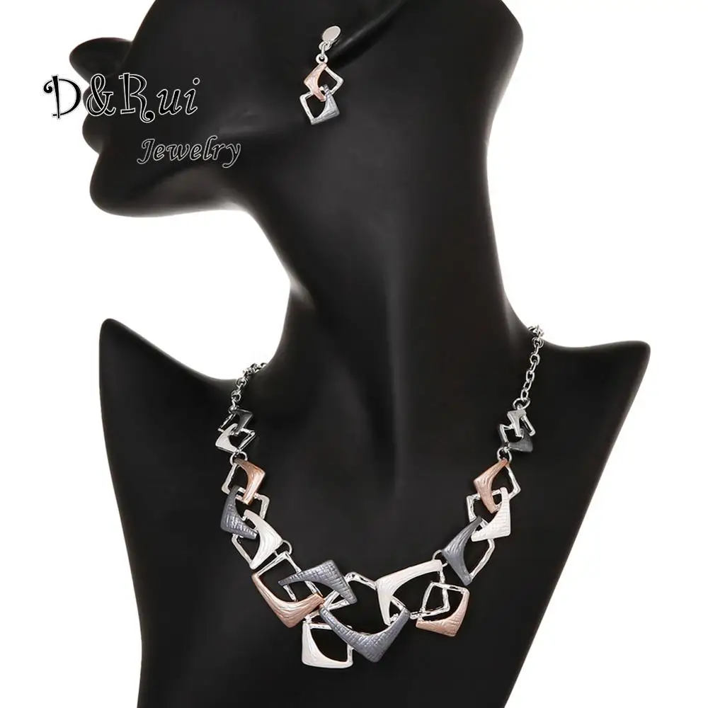 Комплект из колье и серёг с подвеской|Ювелирные наборы| |