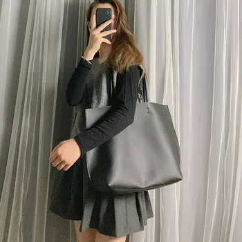 

The new fashion Korean version of versatile one-shoulder bag large capacity simple Tote bag student handbag