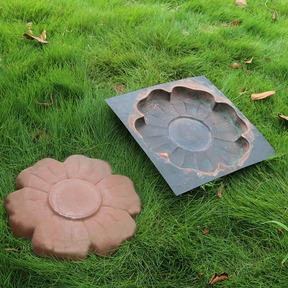 

Outdoor Courtyard Garden Paving Mold Walk Maker DIY Manually Path Paving Maker Flower Mold Imitation Brick Carving Pavement Tool